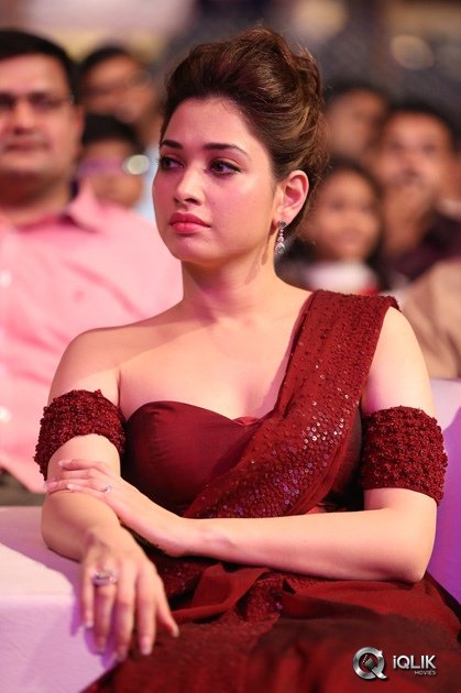 Tamannah-at-Baahubali-Movie-Audio-Launch